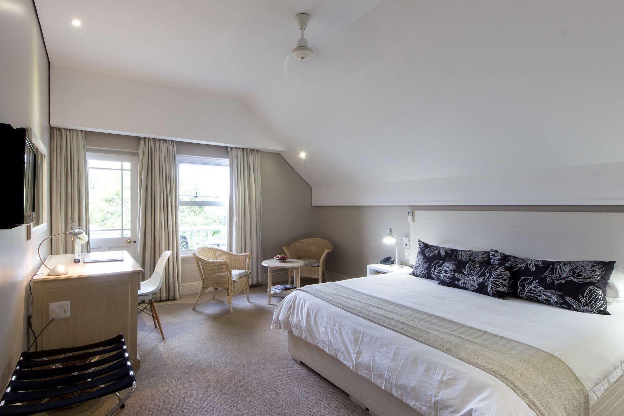 Quarry Lake Inn East London Buitenkant foto